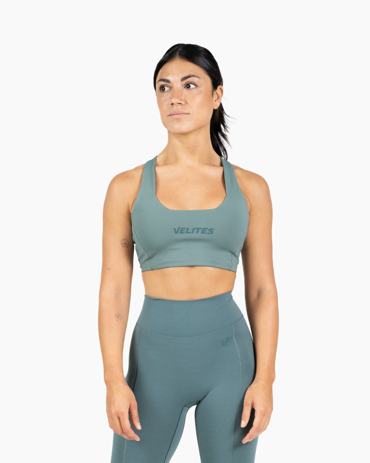Low neck bra Holo Velites front color_Pine green